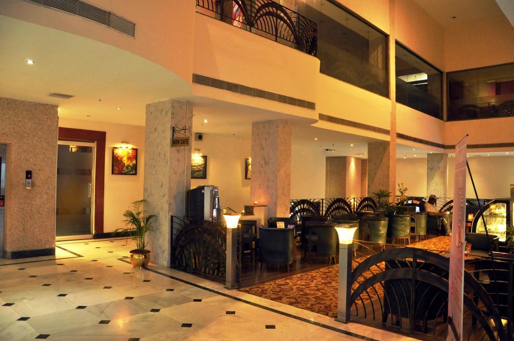 FabHotel Indismart Kalkutta Exterior foto