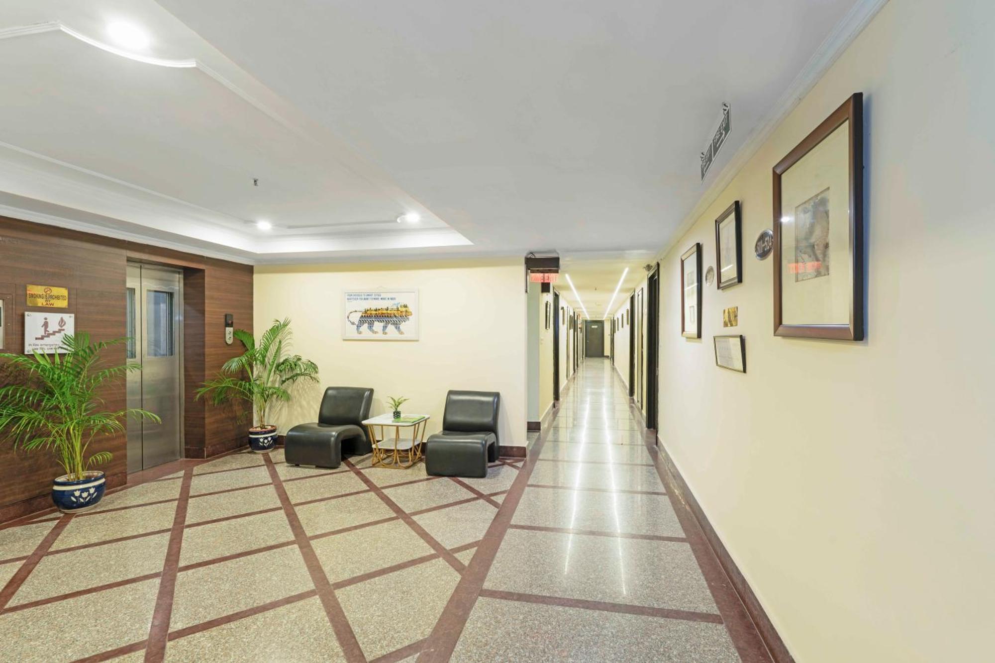 FabHotel Indismart Kalkutta Exterior foto