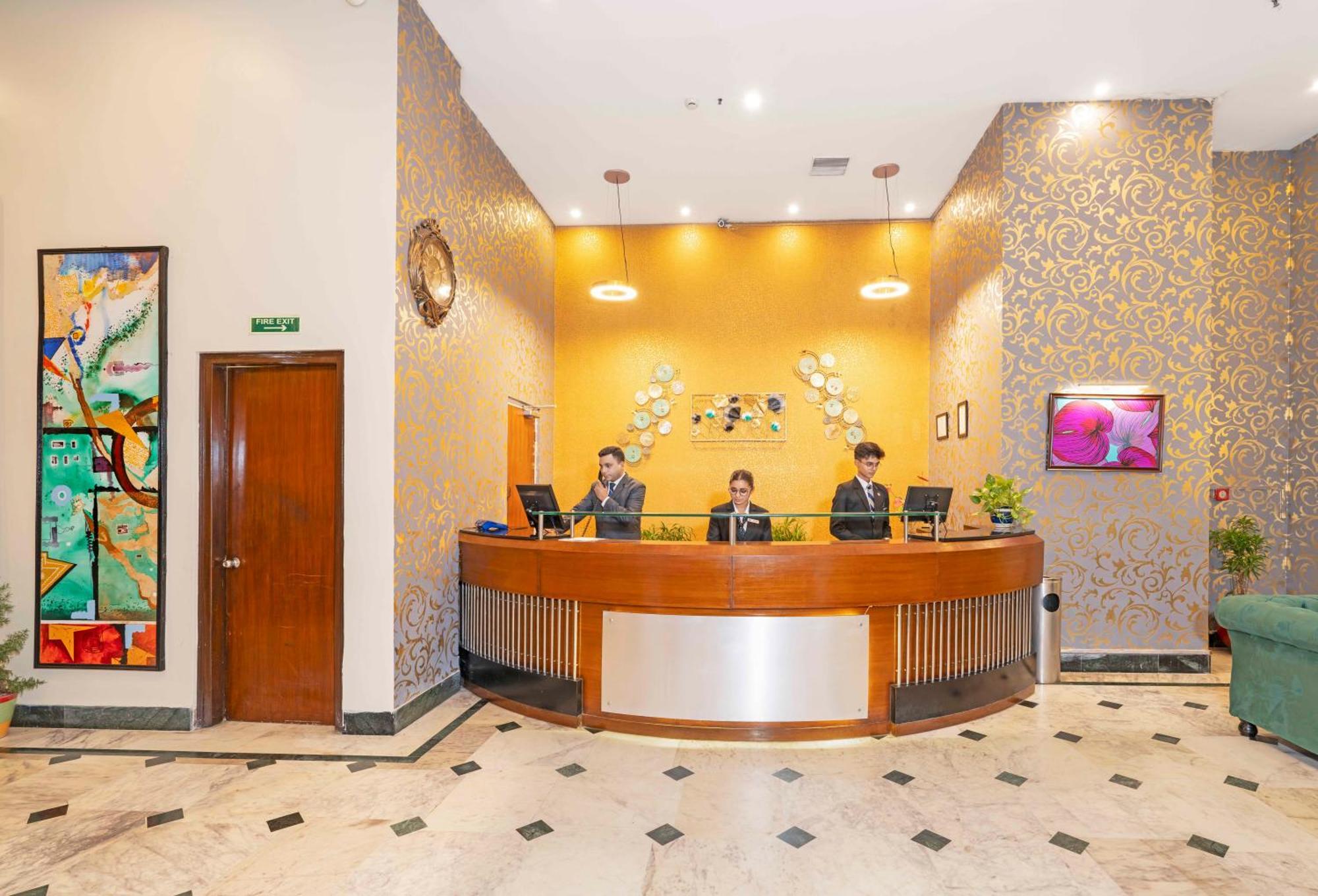 FabHotel Indismart Kalkutta Exterior foto