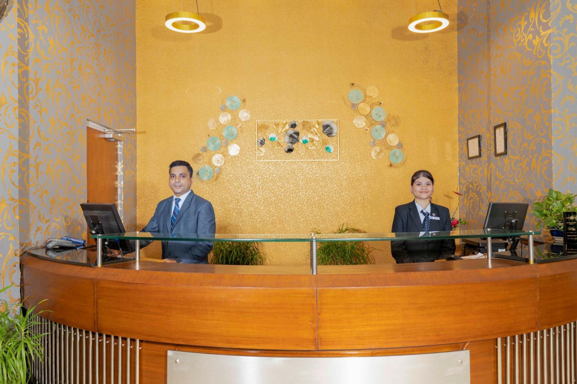 FabHotel Indismart Kalkutta Exterior foto